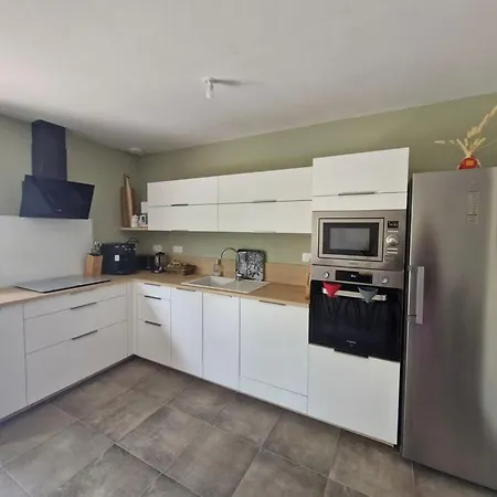 Holiday home Belle Maison Neuve Familiale Jolie Vue Degagee 8 Personnes